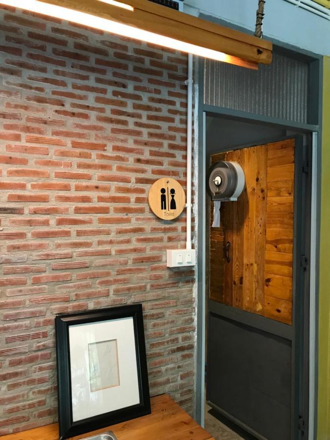 Nesuto Hostel Ramkamhaeng 52 Bangkok Exterior photo