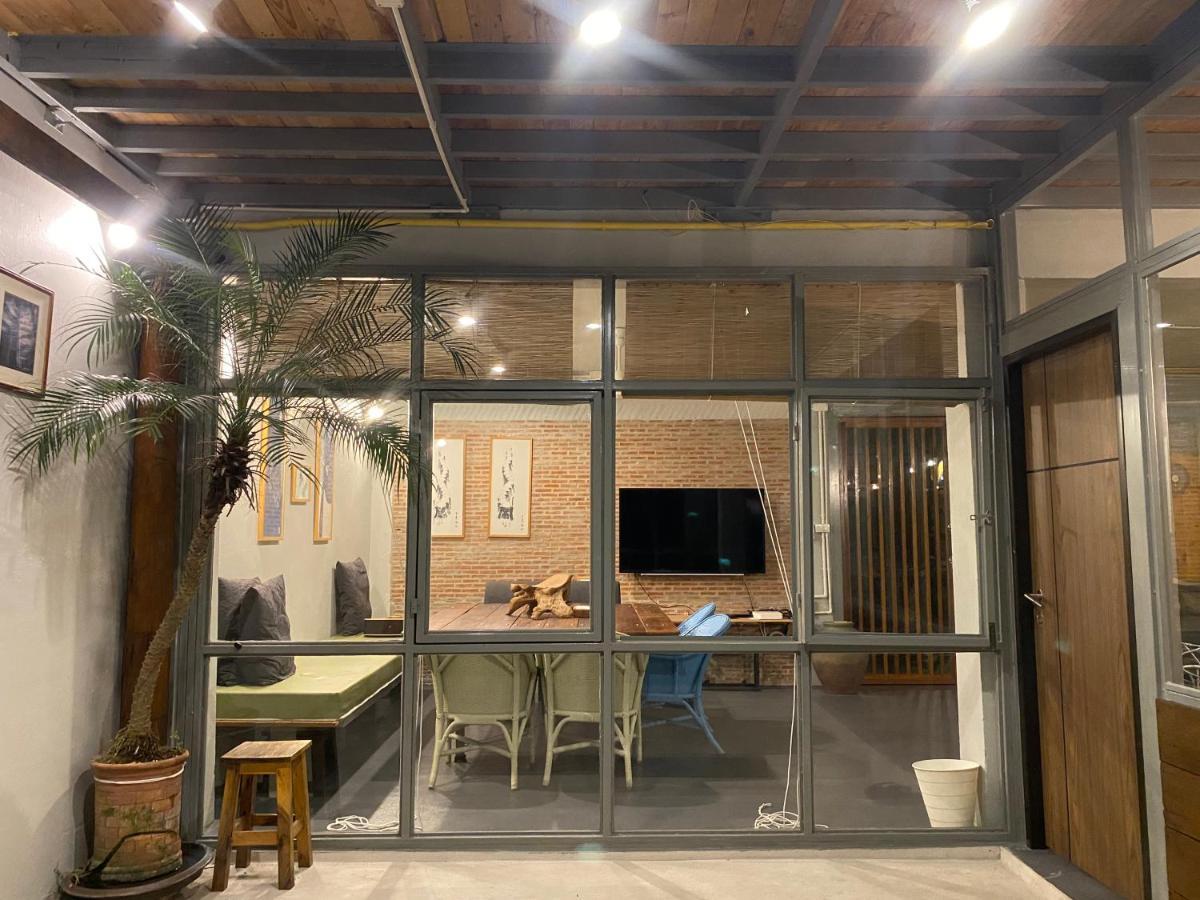 Nesuto Hostel Ramkamhaeng 52 Bangkok Exterior photo